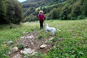 14 Risaliamo sentiero sulla pista di sci